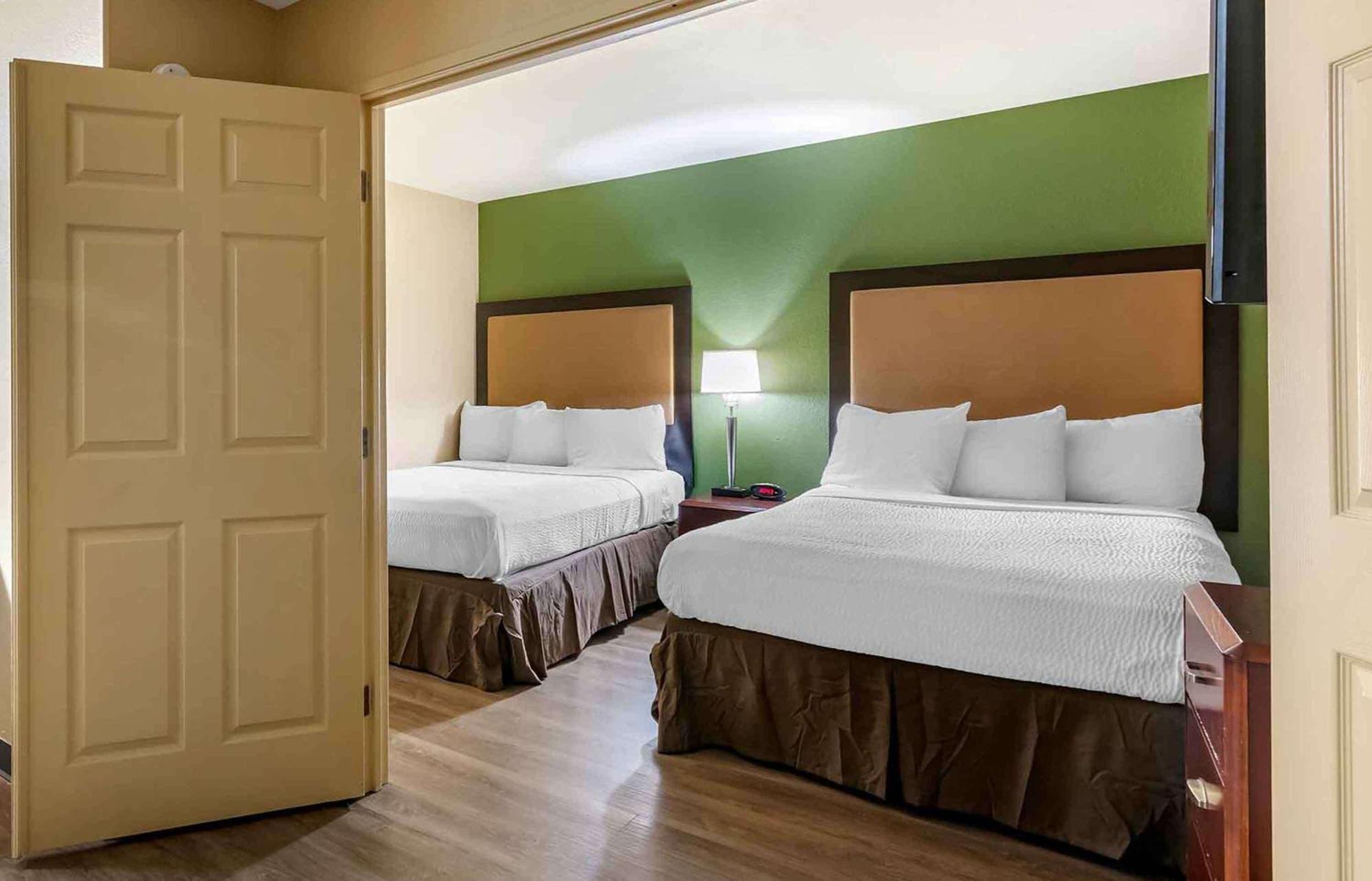Extended Stay America Select Suites - Orlando - Maitland - Summit Tower Blvd Алтамонте Спрингс Экстерьер фото